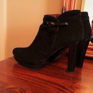 Nero Giardini Booties real Veal suede Black